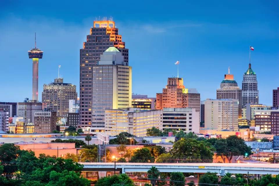 Downtown San Antonio, Texas skyline at dusk.